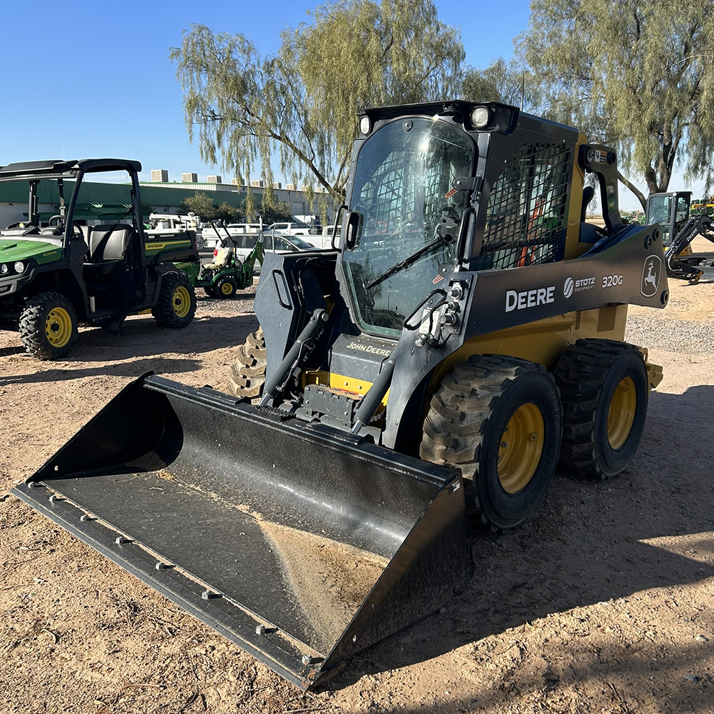 Skid Steers Rental - John Deere 320G - Equipment Rental in Coolidge